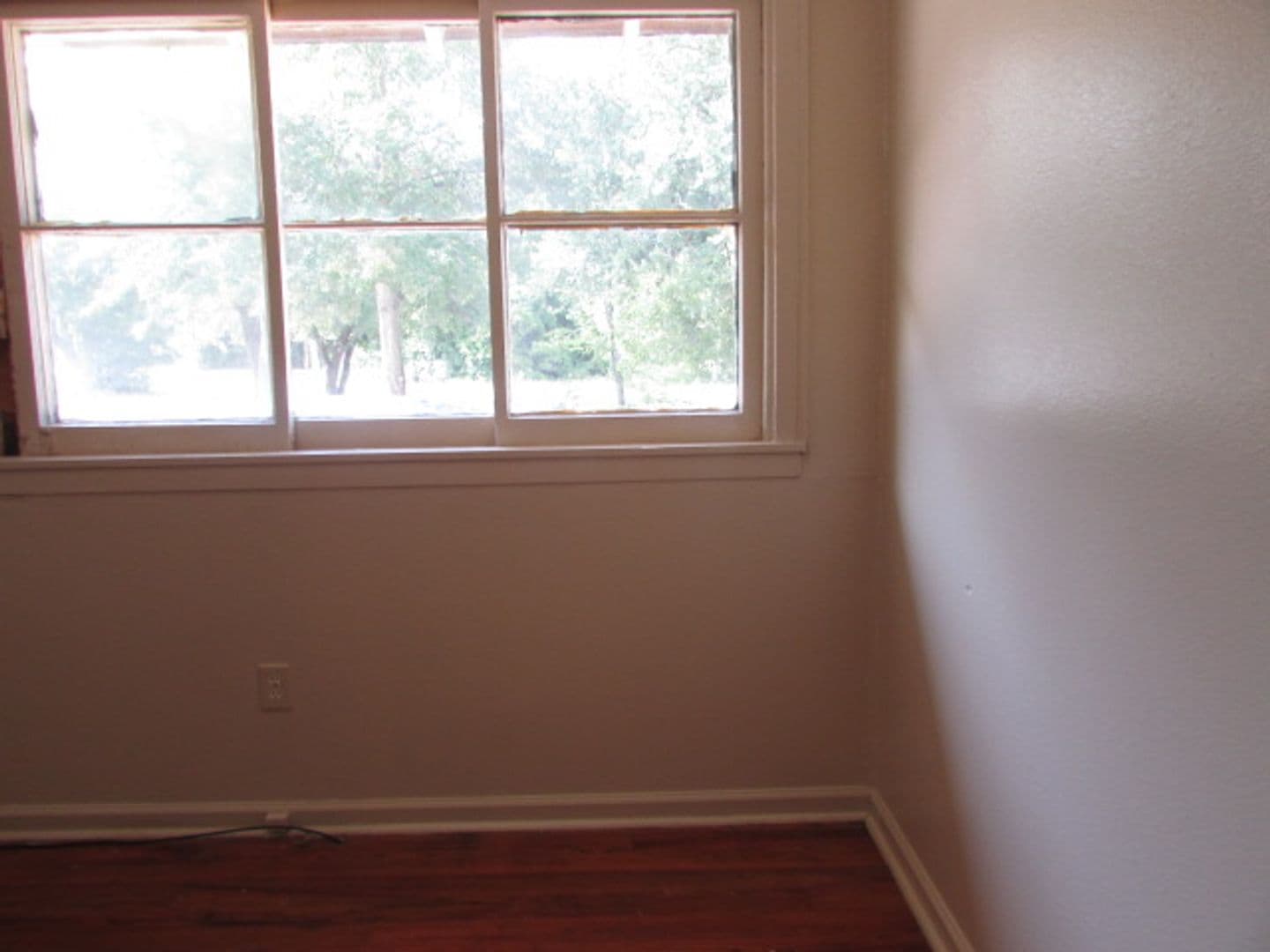 Sumter House: 121 Dixie Drive