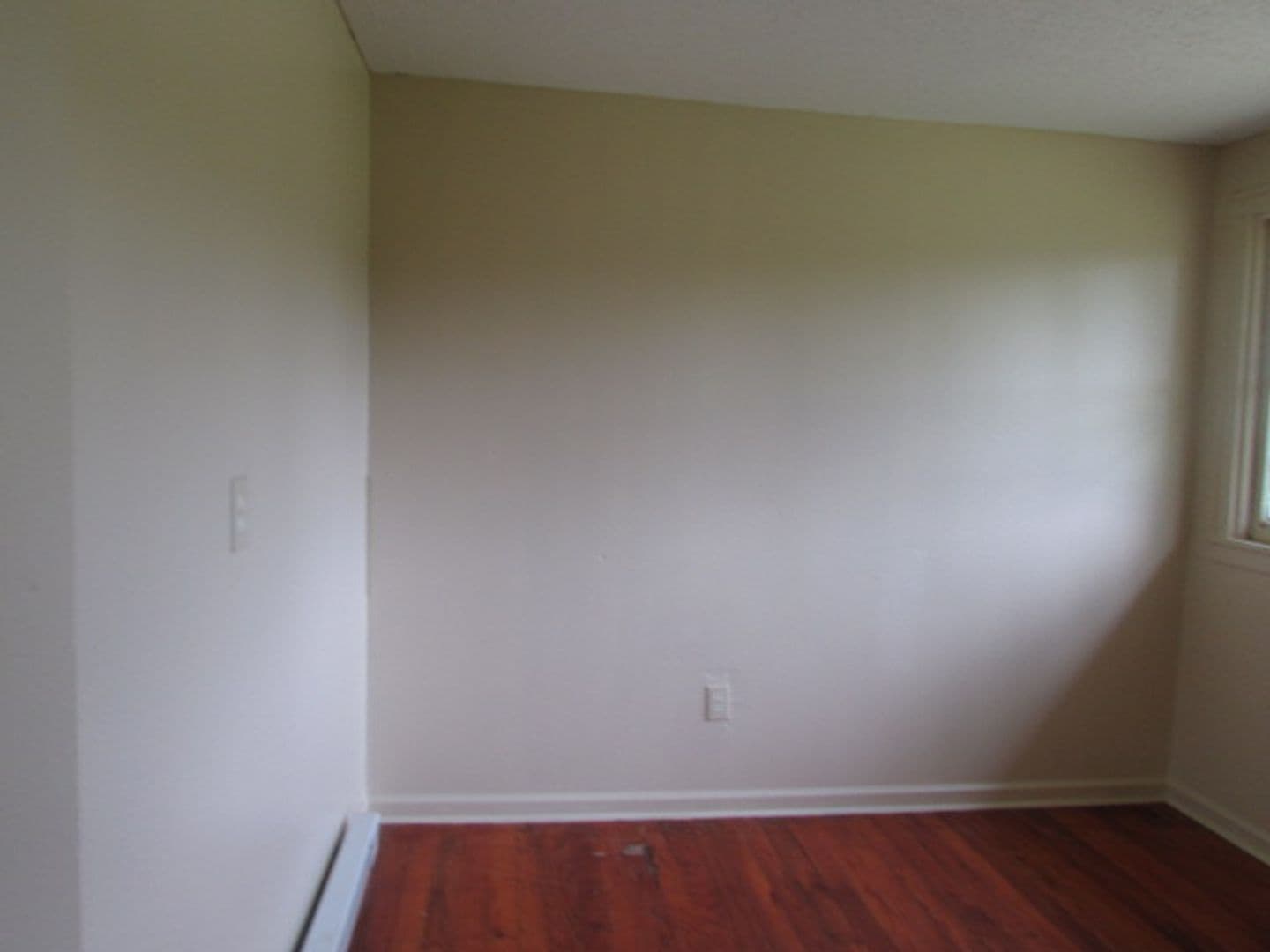 Sumter House: 121 Dixie Drive