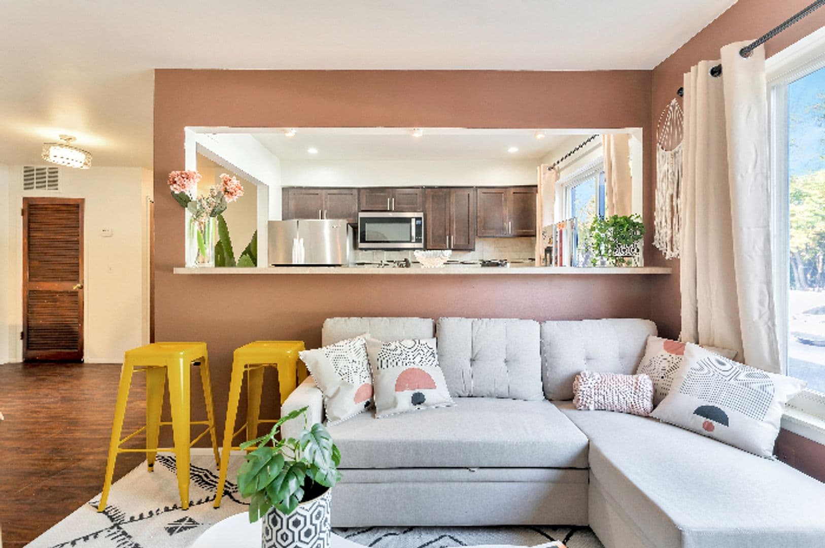 Ferndale Apartment: 1260 West Nine Mile Road