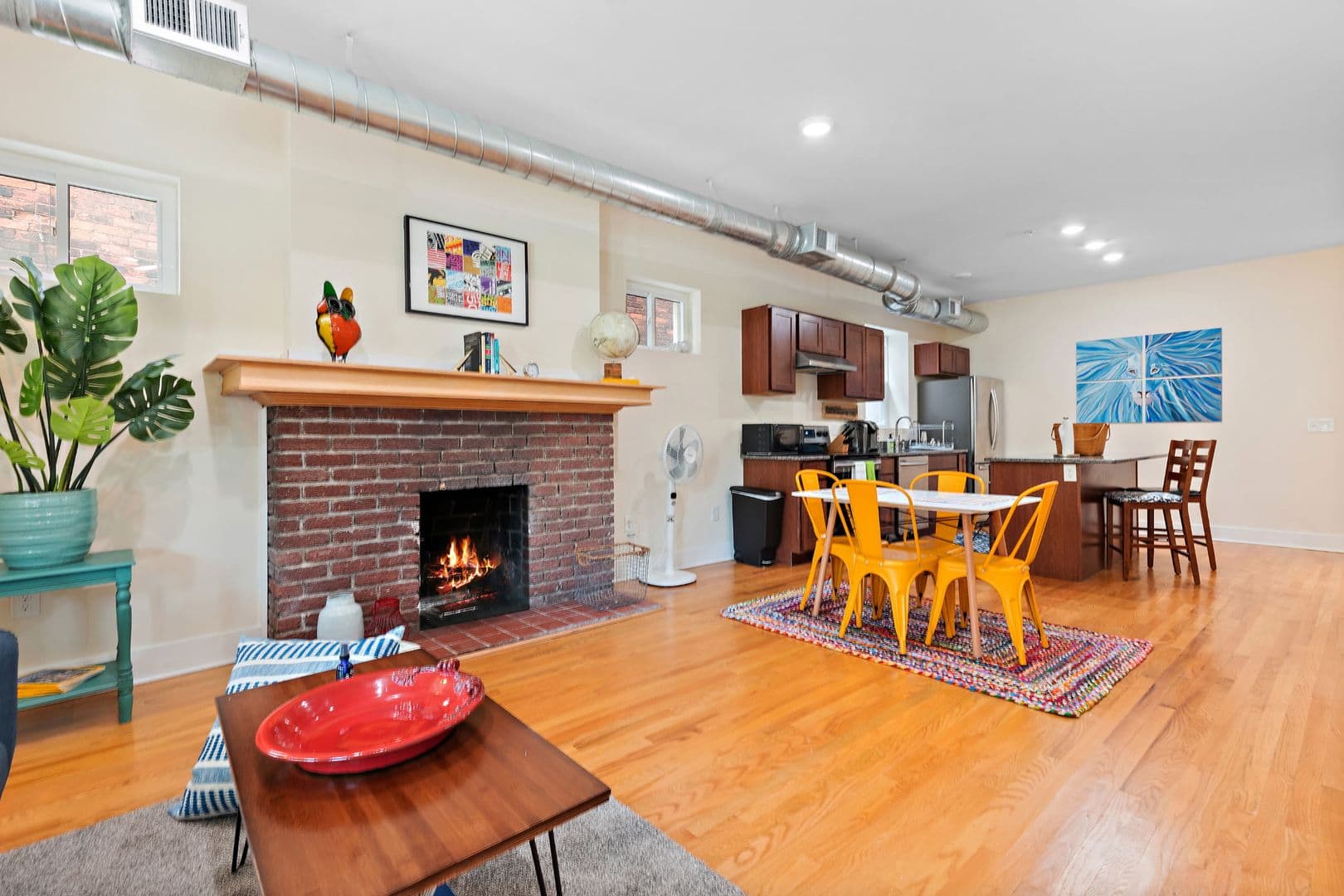 DETROIT Apartment: 524-526 E KIRBY