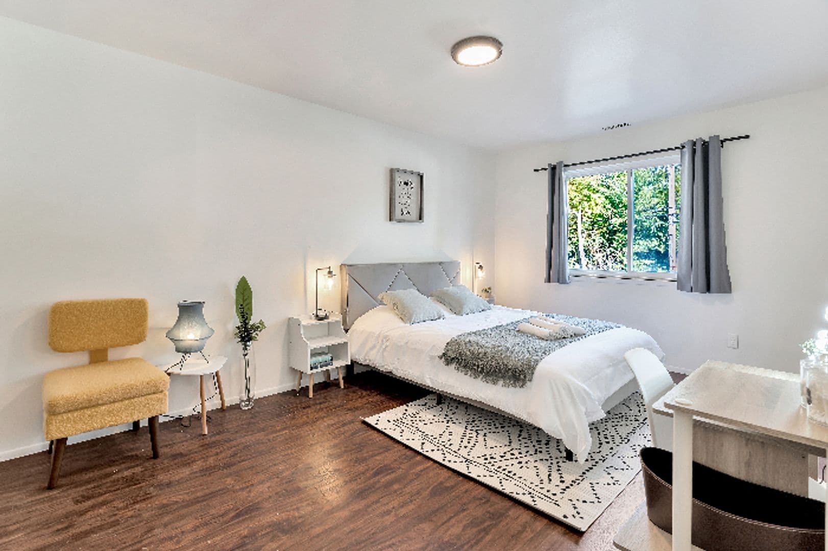 Ferndale Apartment: 1260 West Nine Mile Road