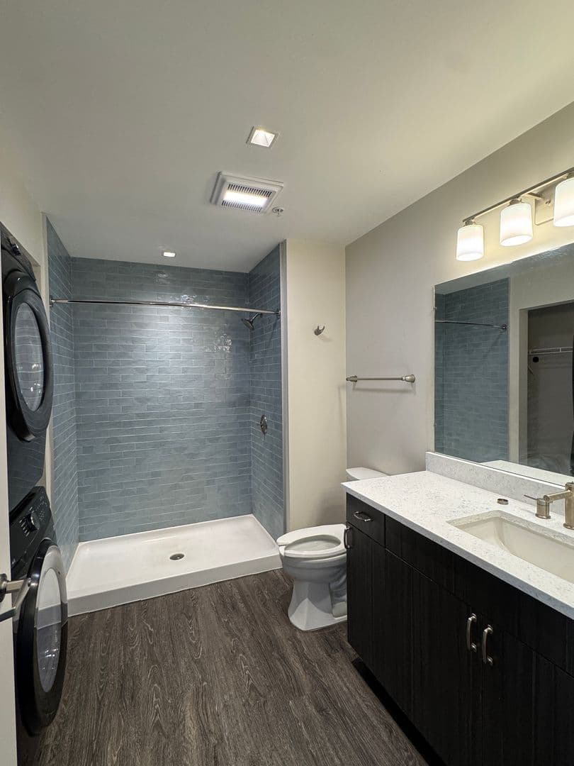DETROIT Apartment: 503 Horton Street
