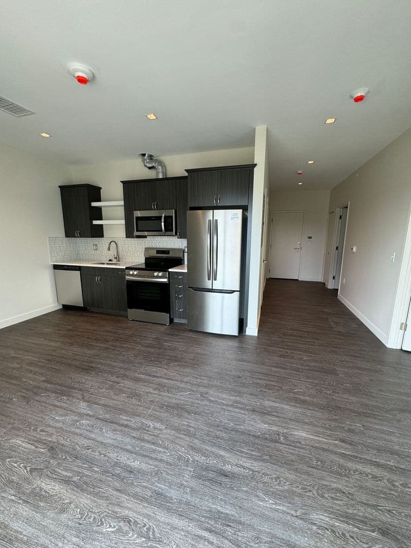 DETROIT Apartment: 503 Horton Street