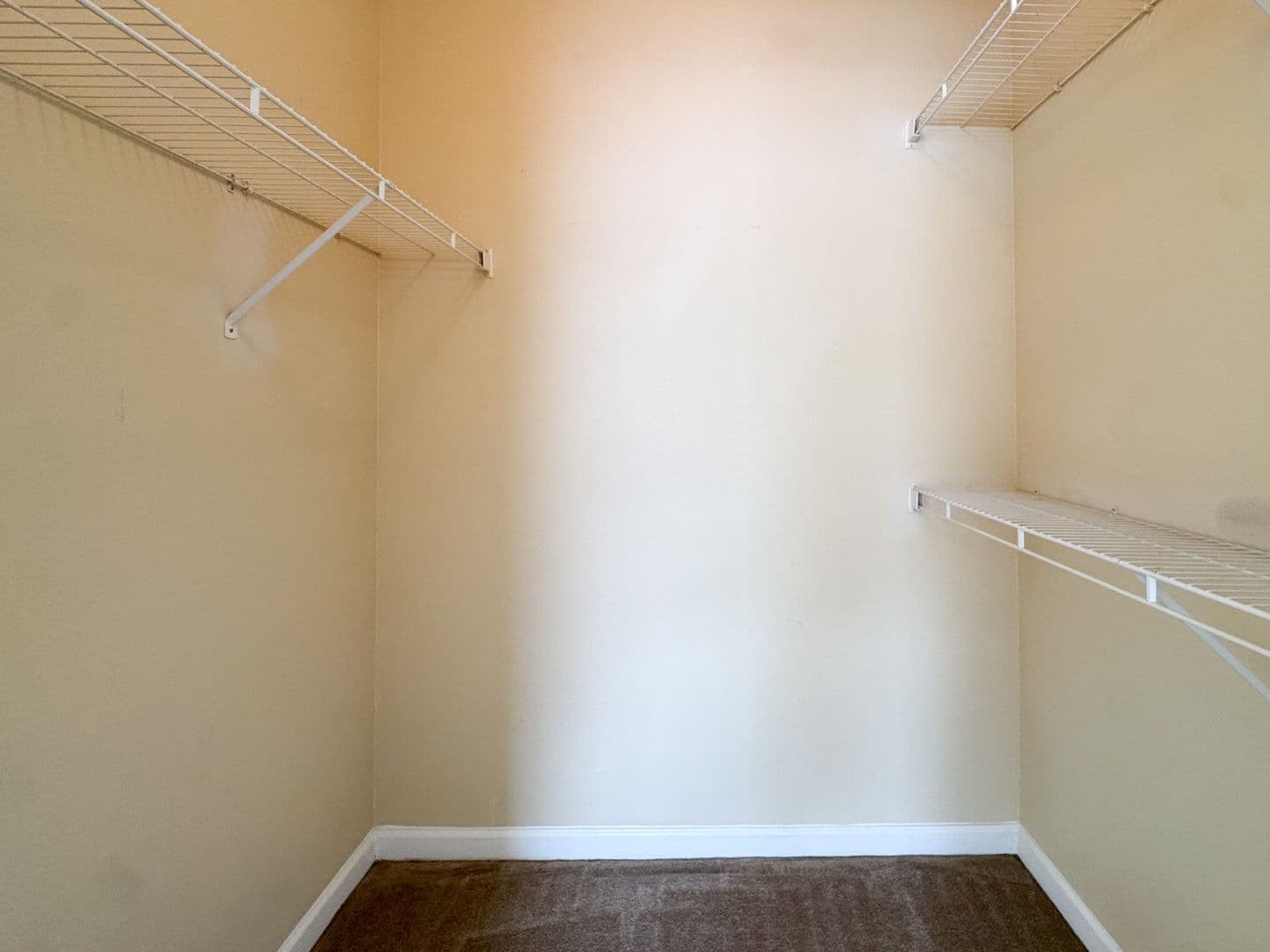 Tampa Condo: 10561 Villa View Circle