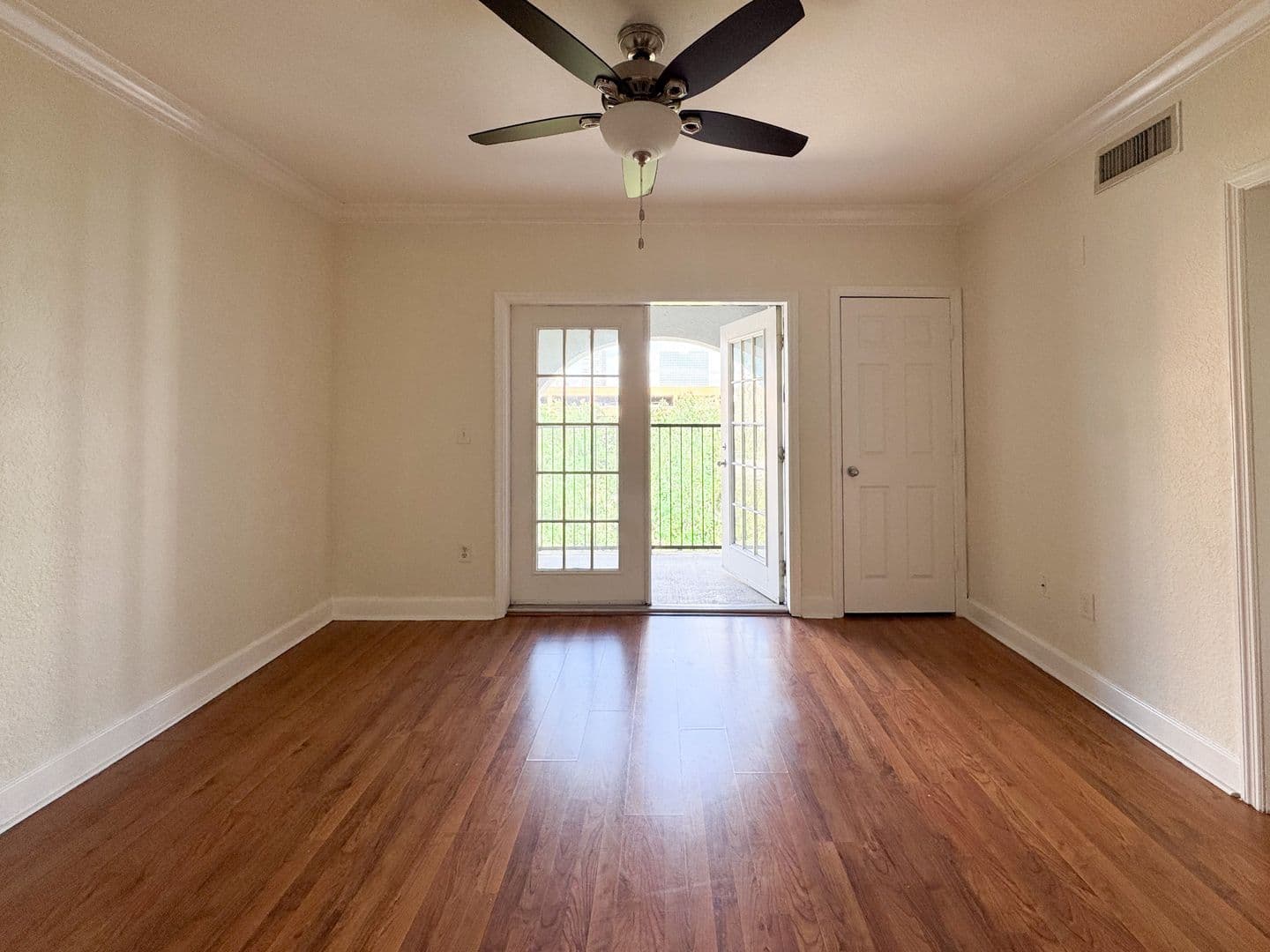 Orlando Condo: 206 E South St