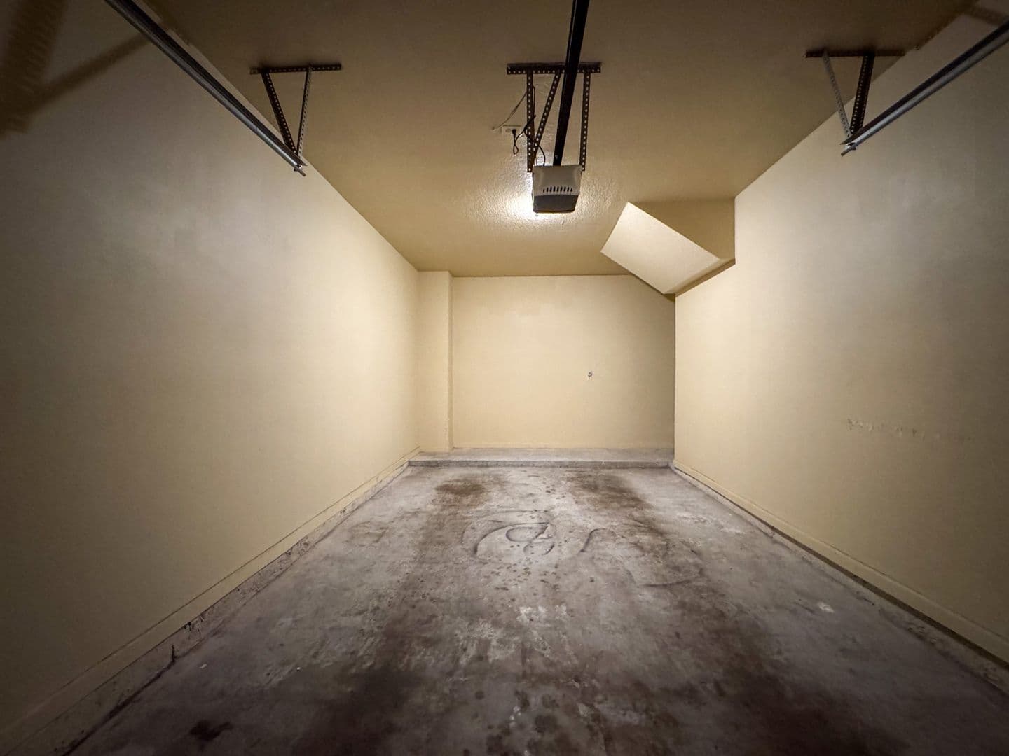 Tampa Condo: 10561 Villa View Circle