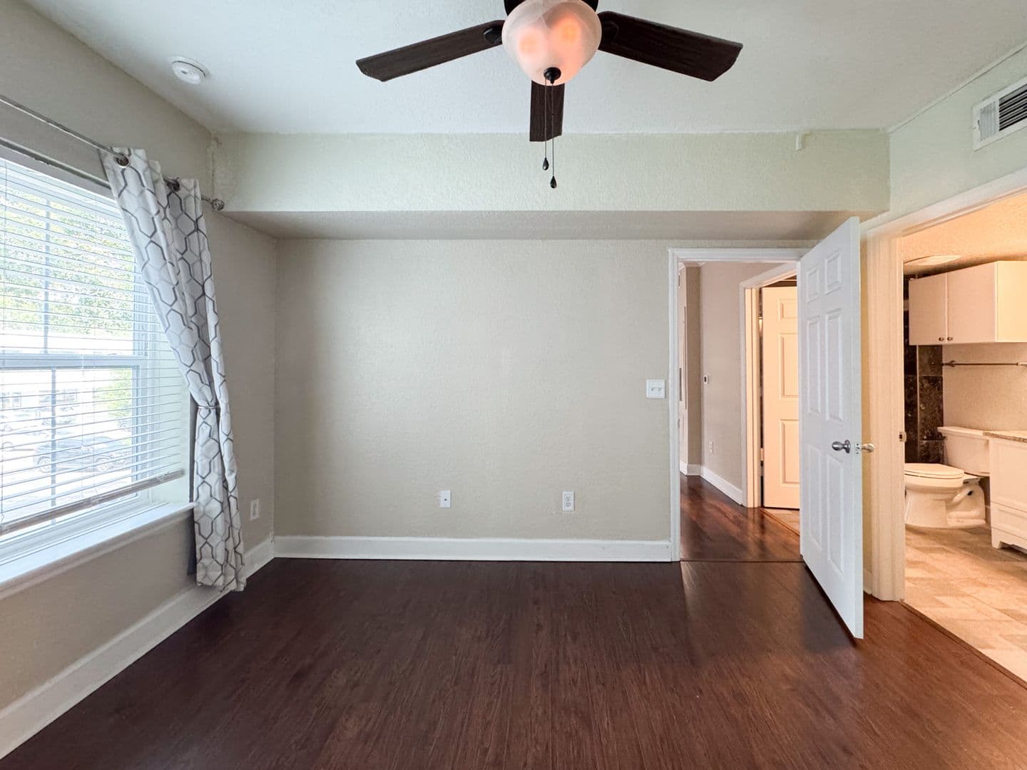 ORLANDO Condo: 304 E South St