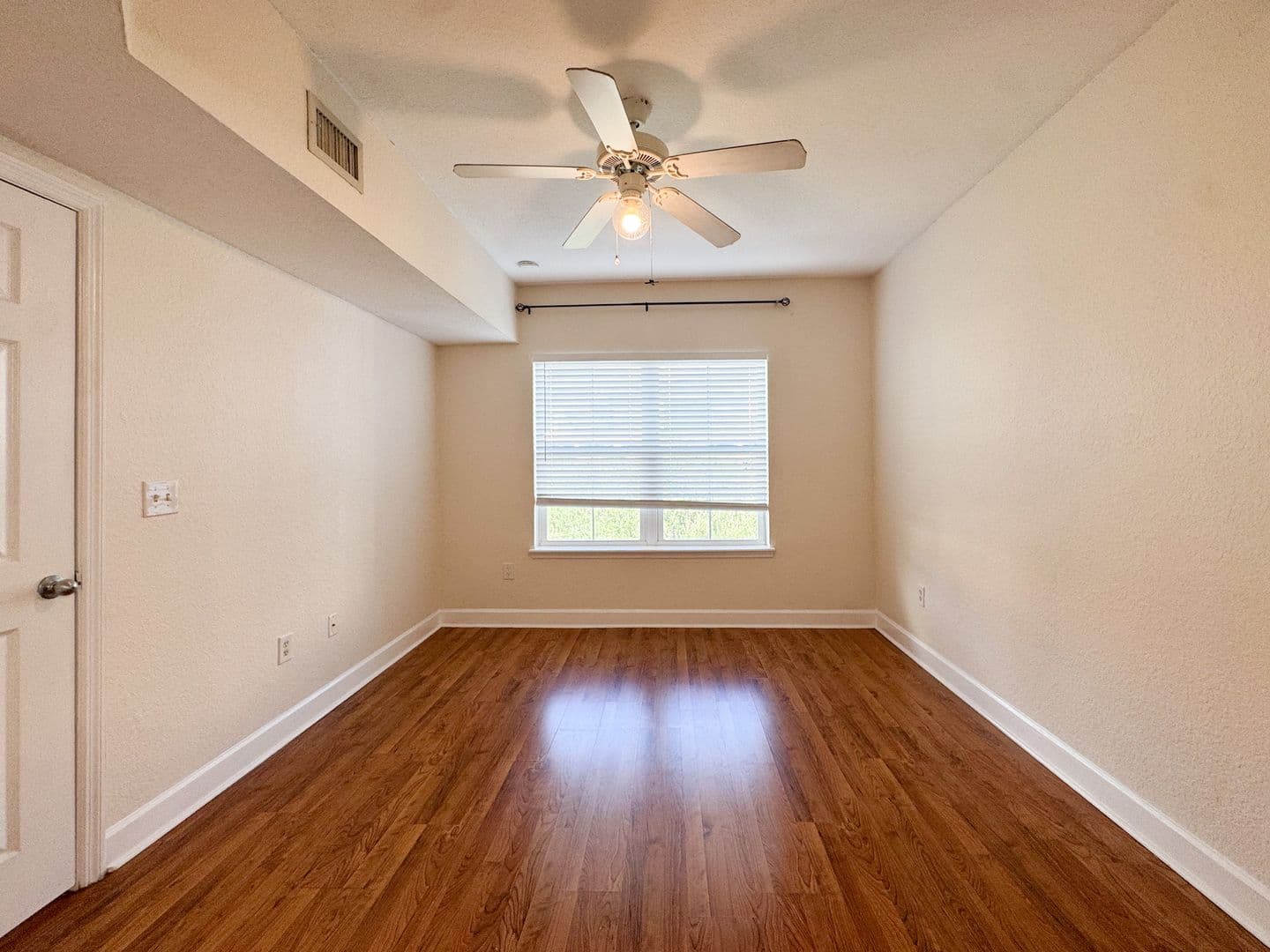 Orlando Condo: 206 E South St