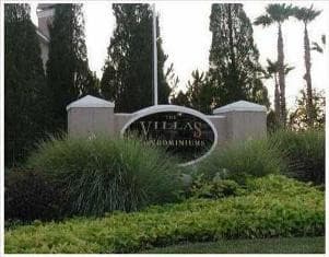 Tampa Condo: 10561 Villa View Circle