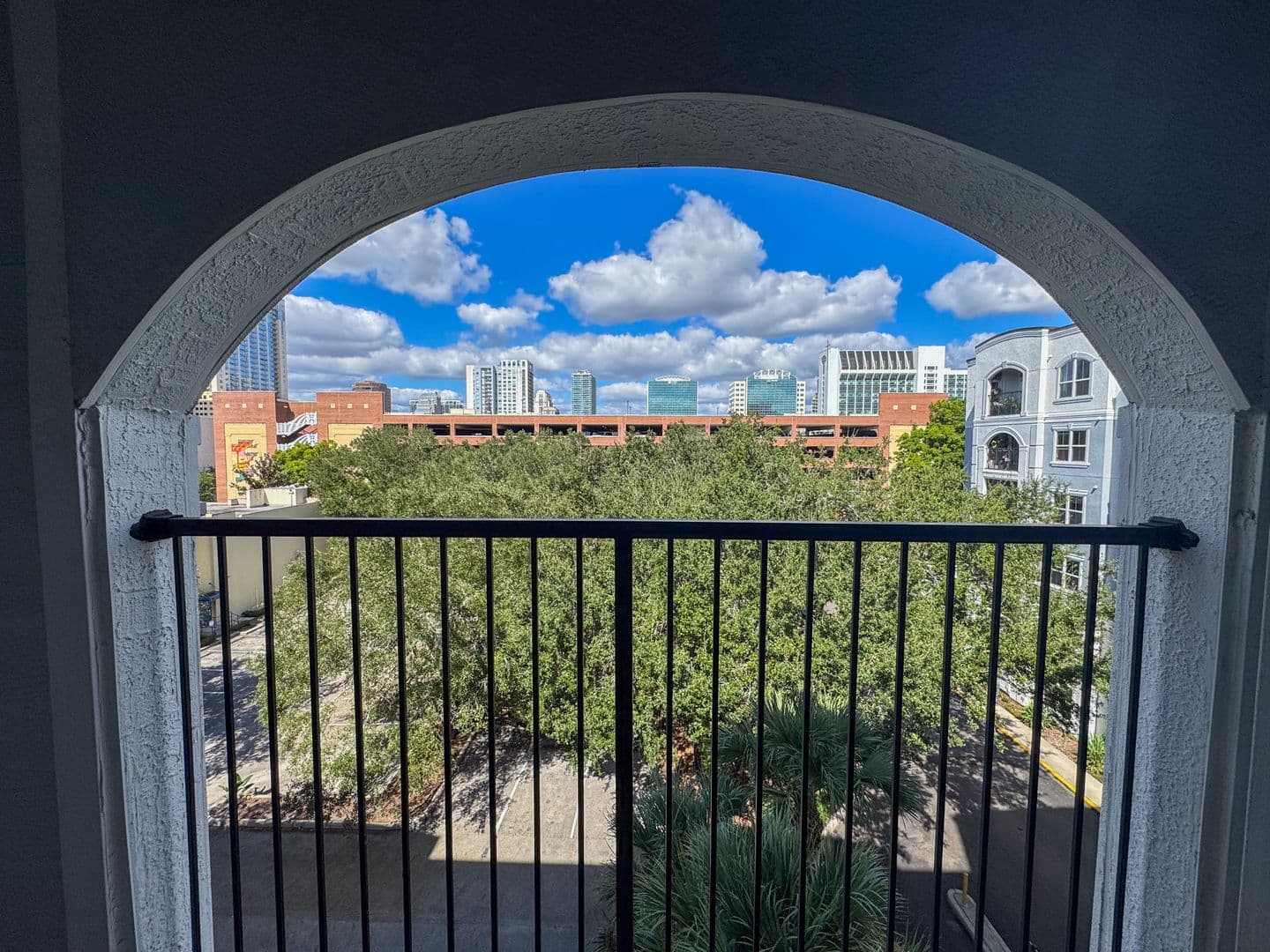 Orlando Condo: 206 E South St