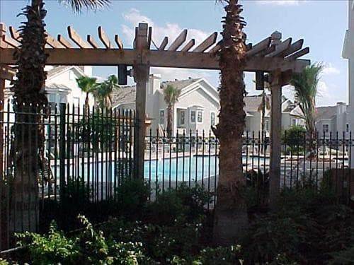 Tampa Condo: 10561 Villa View Circle