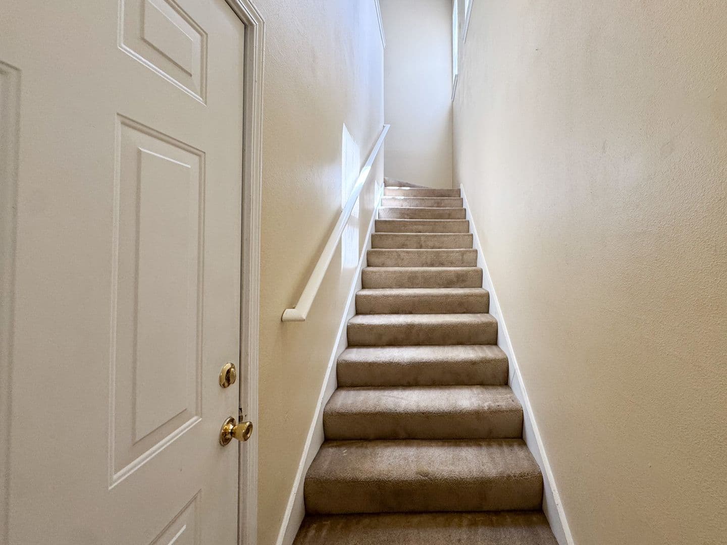 Tampa Condo: 10561 Villa View Circle