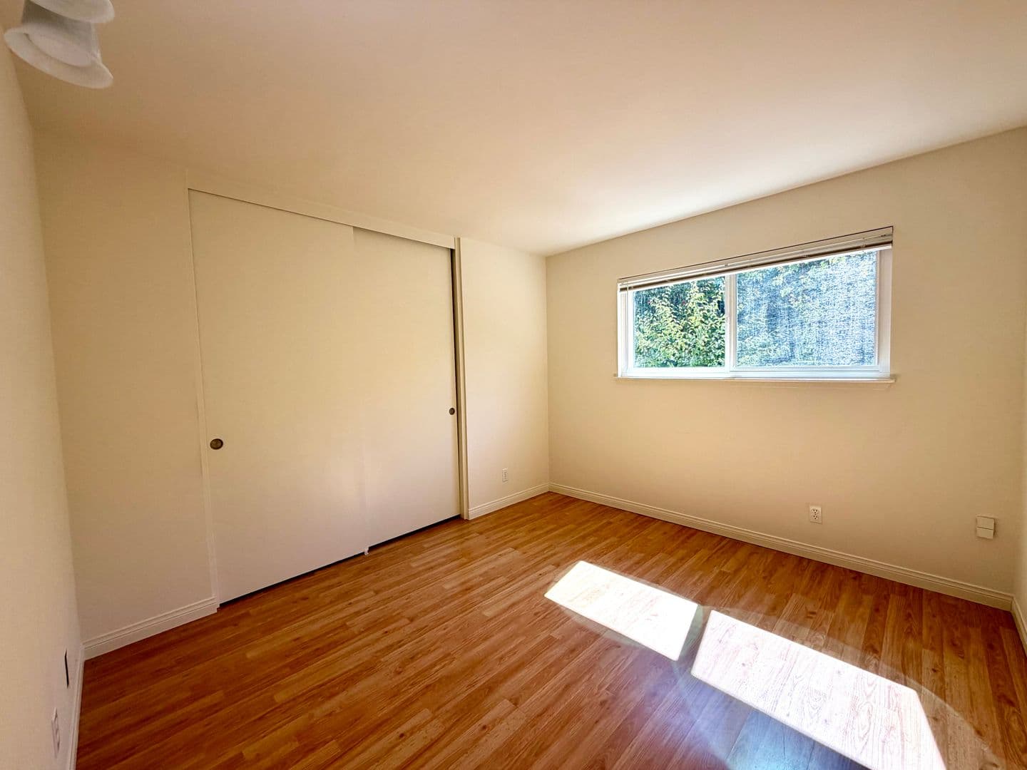 Santa Barbara House: 943 N Patterson Ave