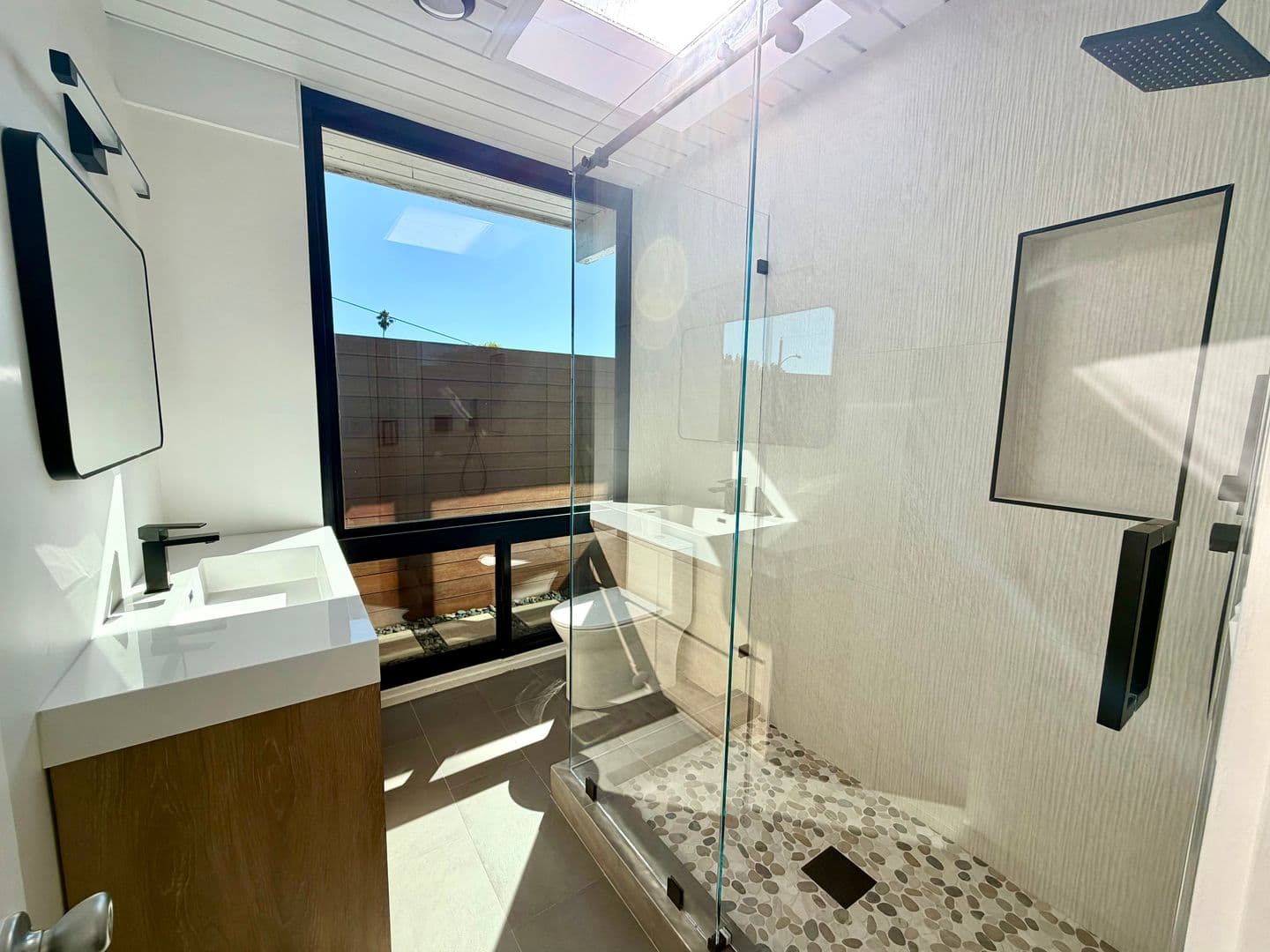 Santa Barbara House: 222 La Jolla Drive