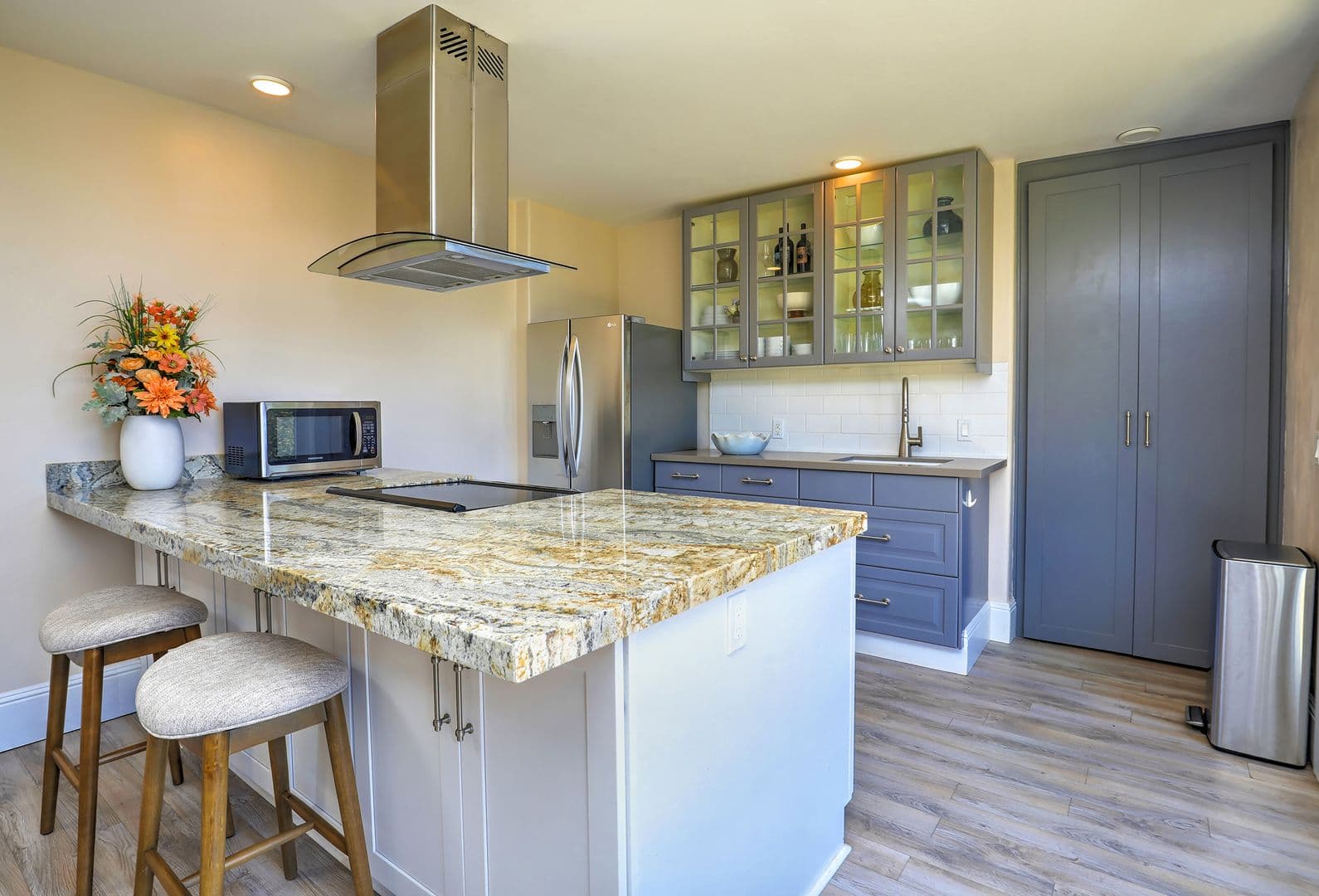 Santa Barbara House: 731 Las Canoas Pl- Unit A