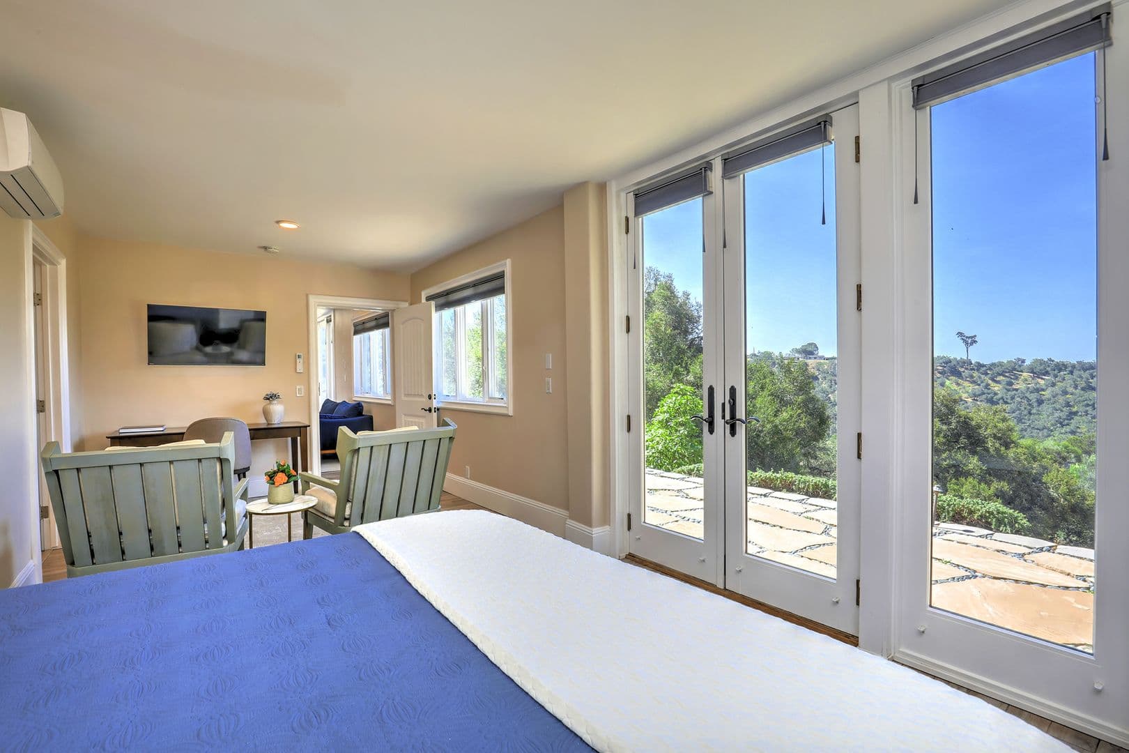 Santa Barbara House: 731 Las Canoas Pl- Unit A