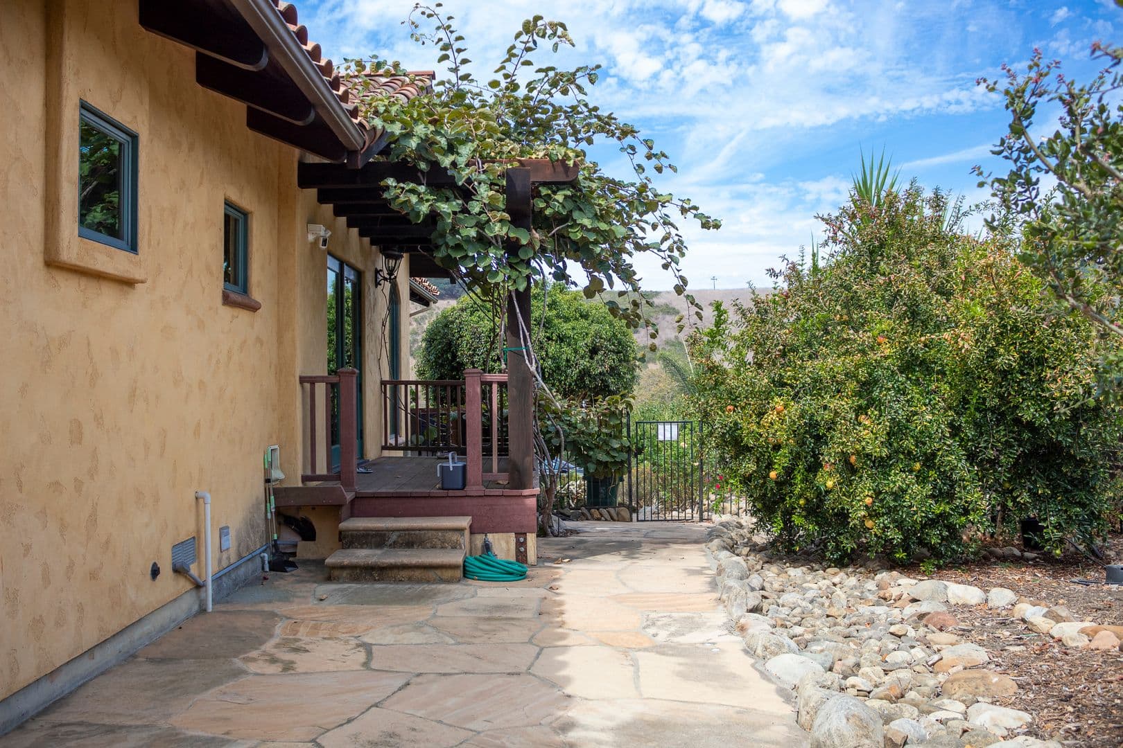 Goleta House: 534 Vereda del Ciervo