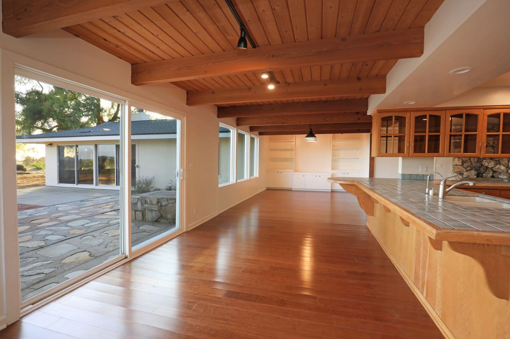 Goleta House: 5699 Via Salerno