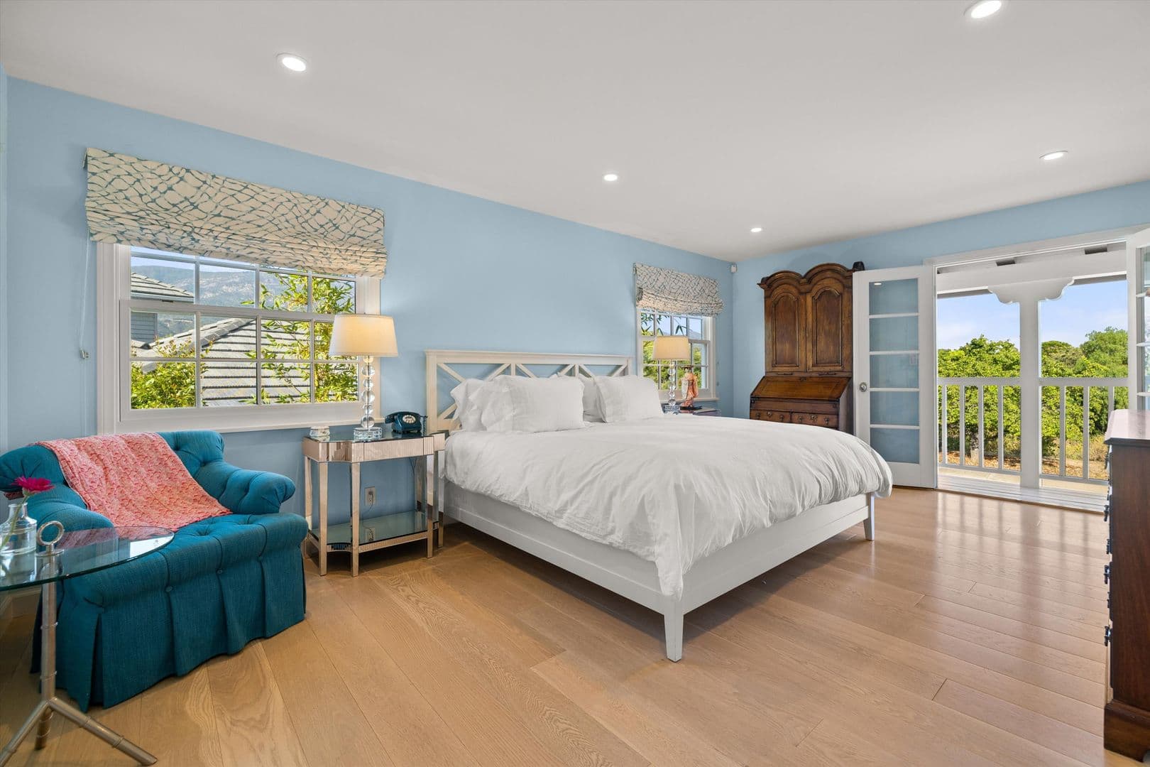 Santa Barbara House: 3735 Lincolnwood Dr.