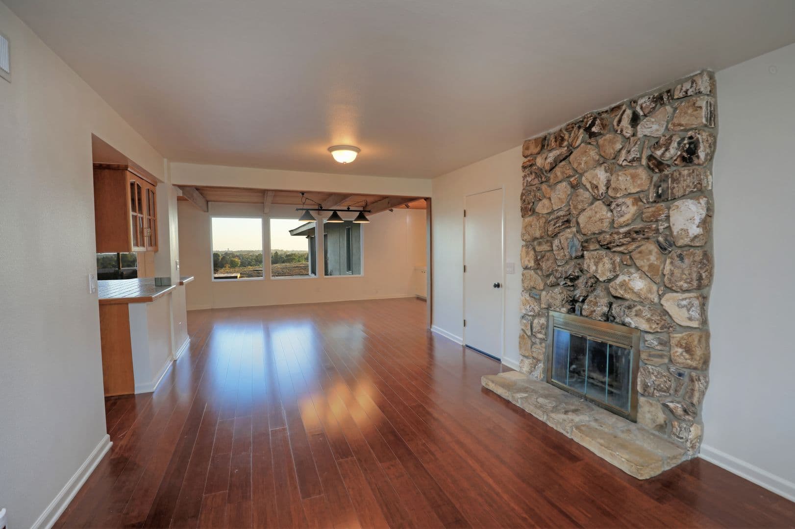 Goleta House: 5699 Via Salerno