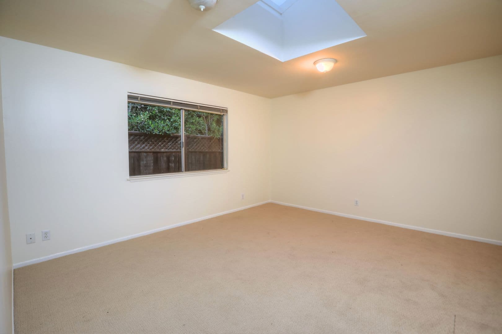 Goleta House: 5699 Via Salerno