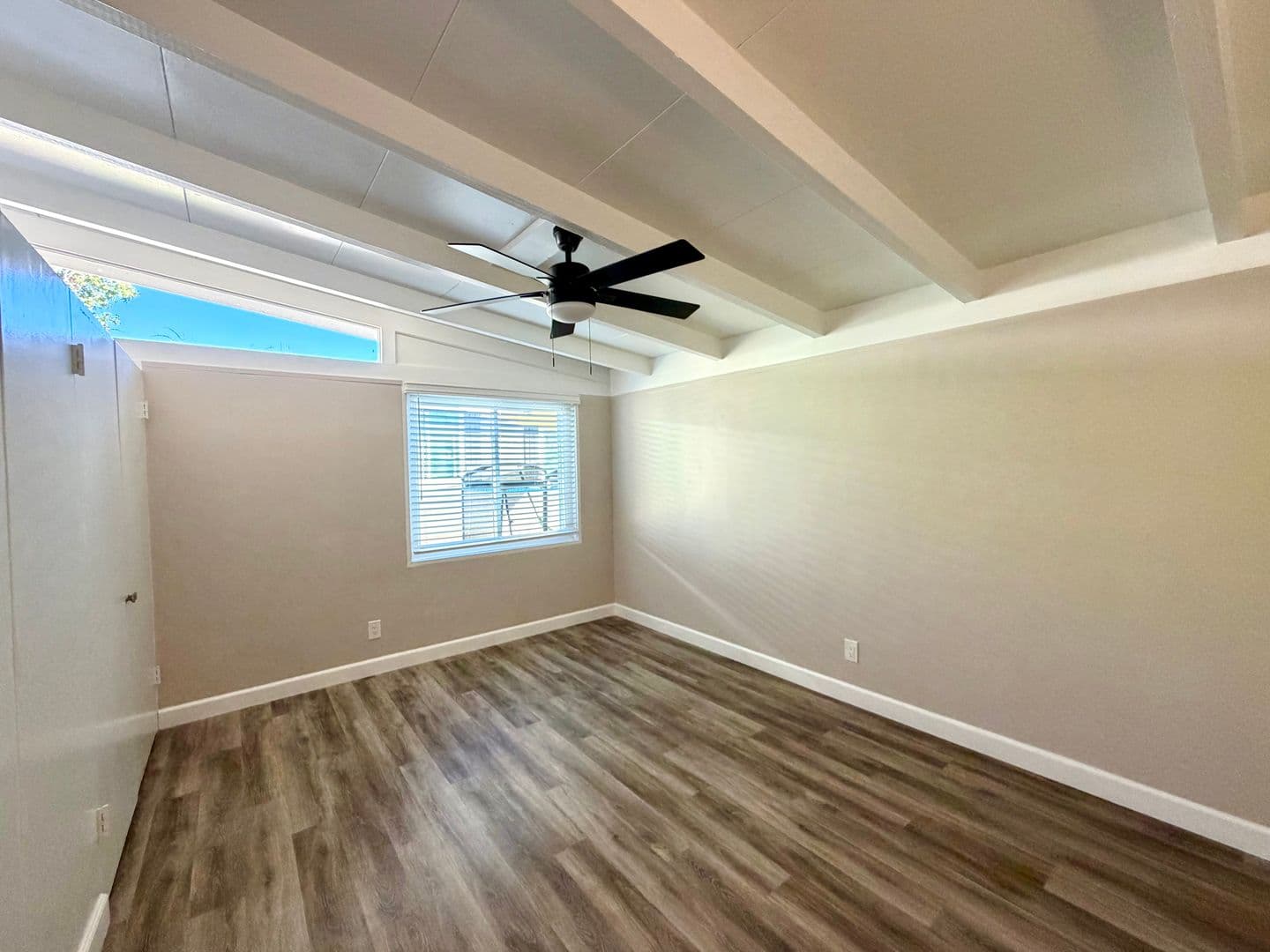 Santa Barbara House: 34 A Betty Drive