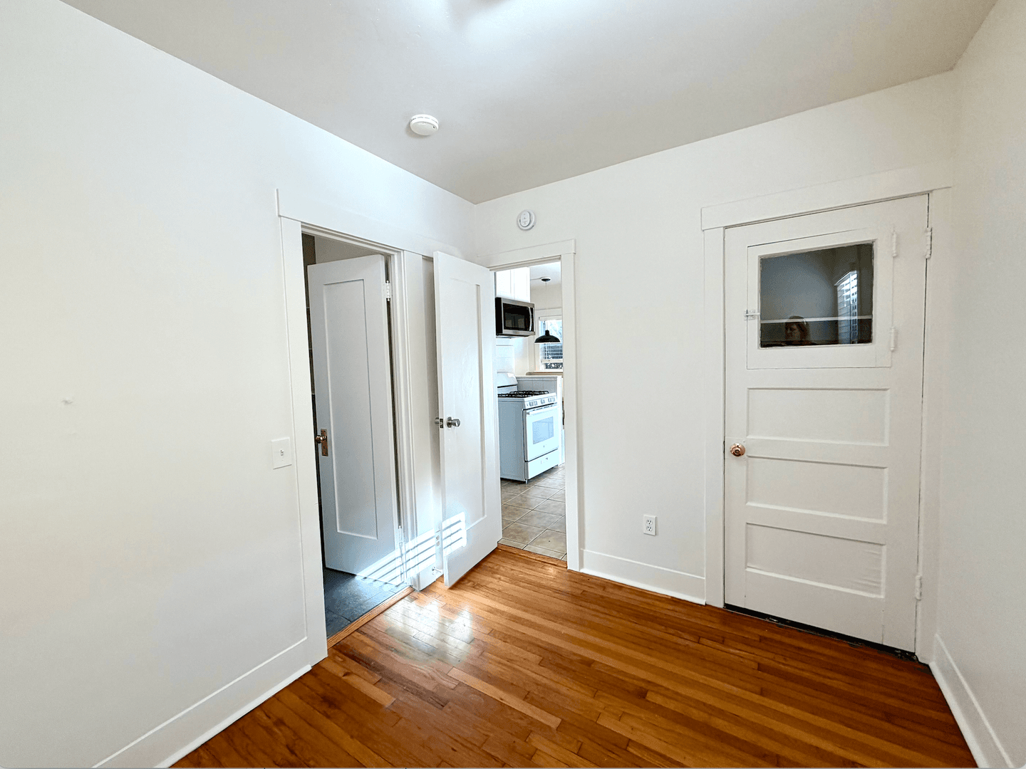 Santa Barbara House: 1325 Laguna St