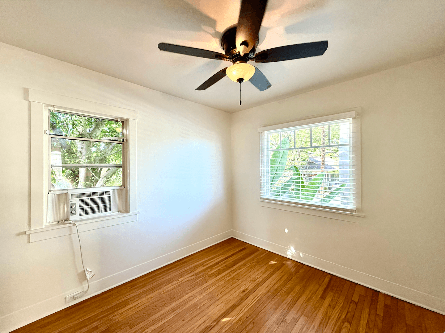 Santa Barbara House: 1325 Laguna St