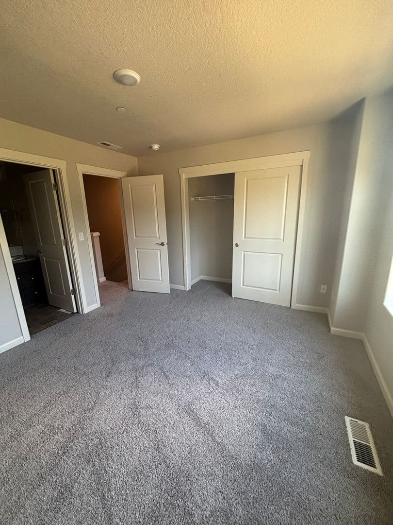 Tigard Townhome: 14340 SW Gold Coast Terrace