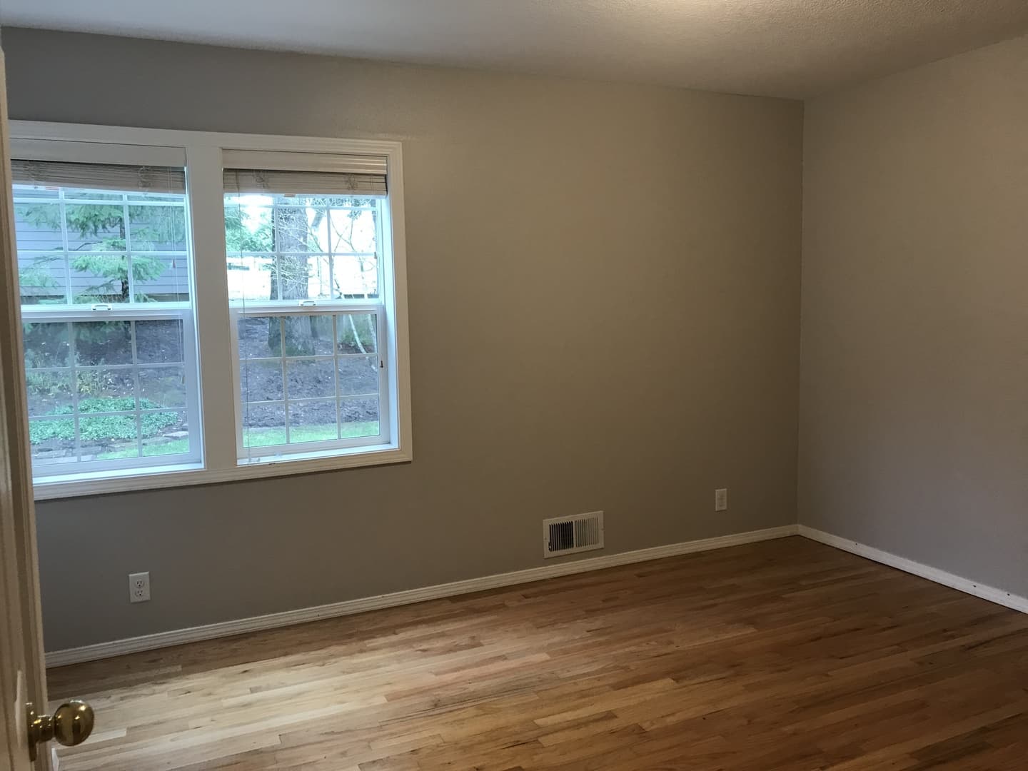 Portland House: 11950 NW Thompson Rd
