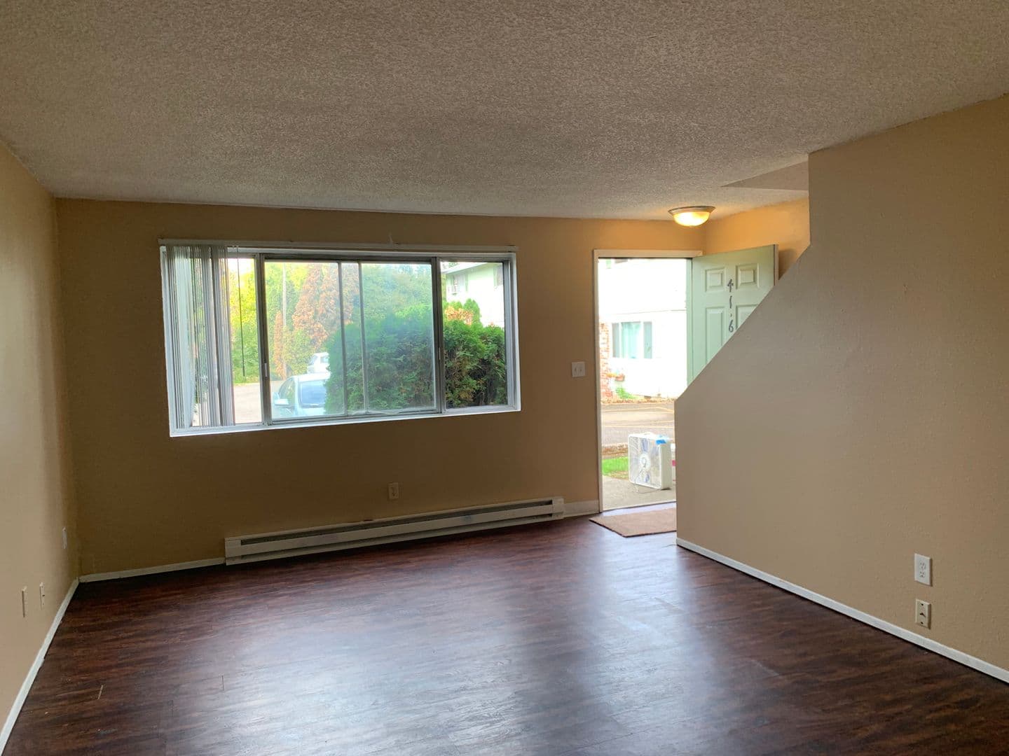 Beaverton Townhome: 4166 SW 170th Ave.