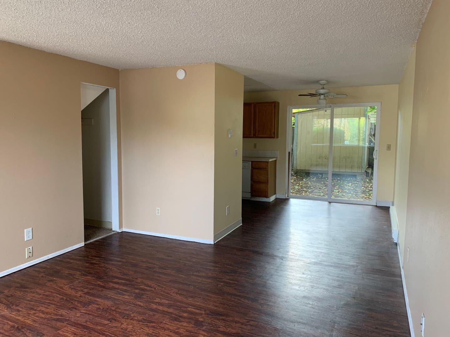 Beaverton Townhome: 4166 SW 170th Ave.