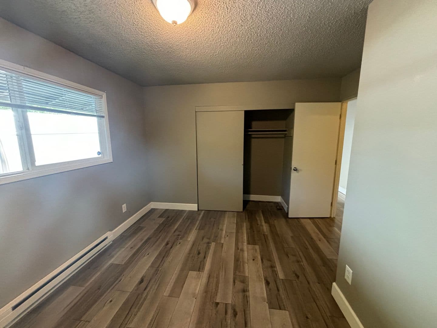 Portland Multiplex: 4033-4035 NE Mallory St