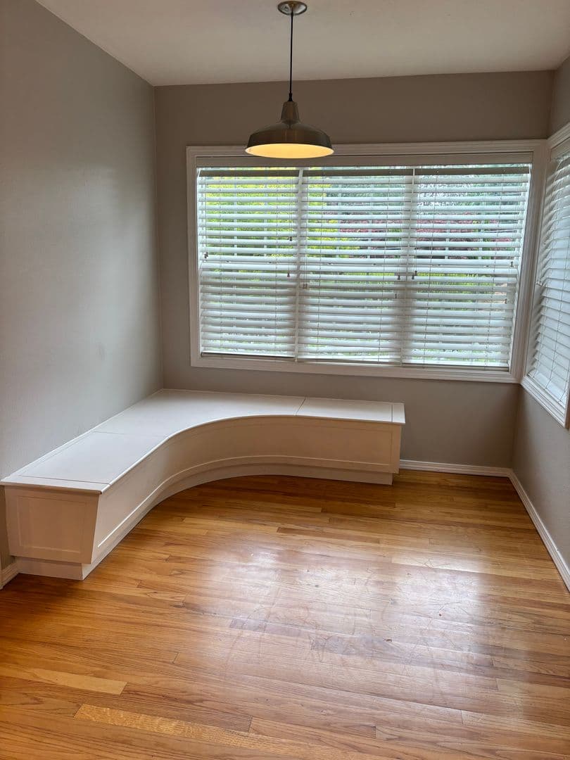 Portland House: 11950 NW Thompson Rd