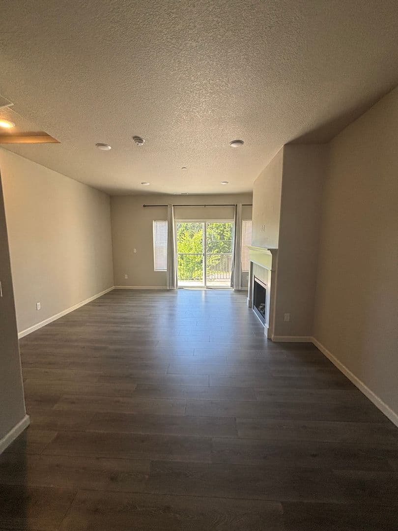 Tigard Townhome: 14340 SW Gold Coast Terrace
