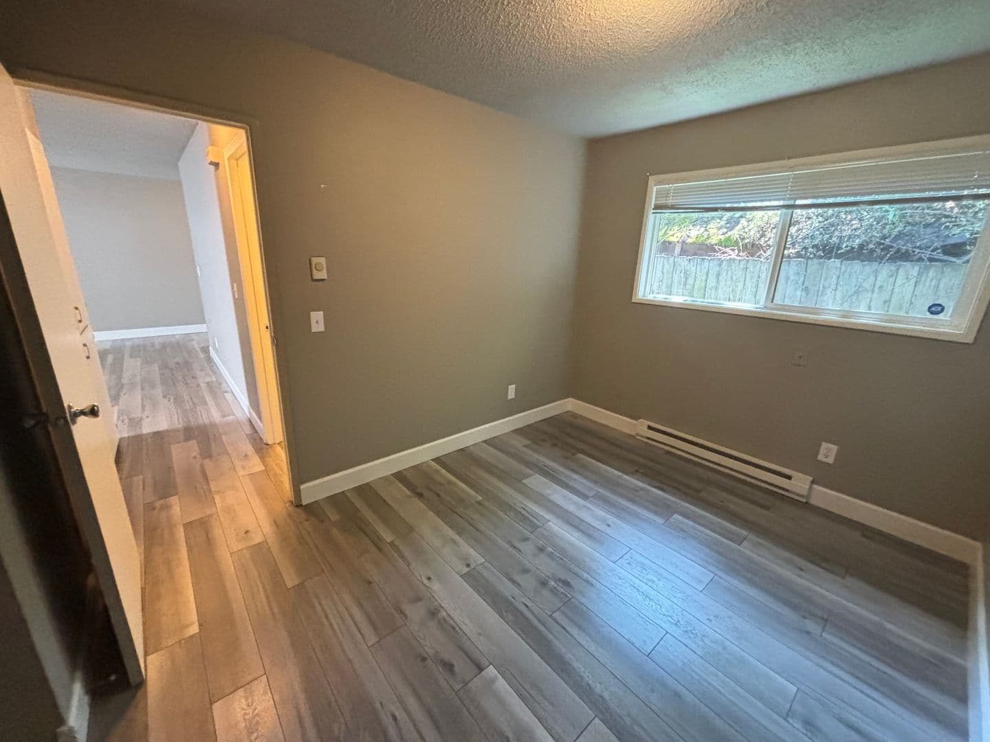 Portland Multiplex: 4033-4035 NE Mallory St