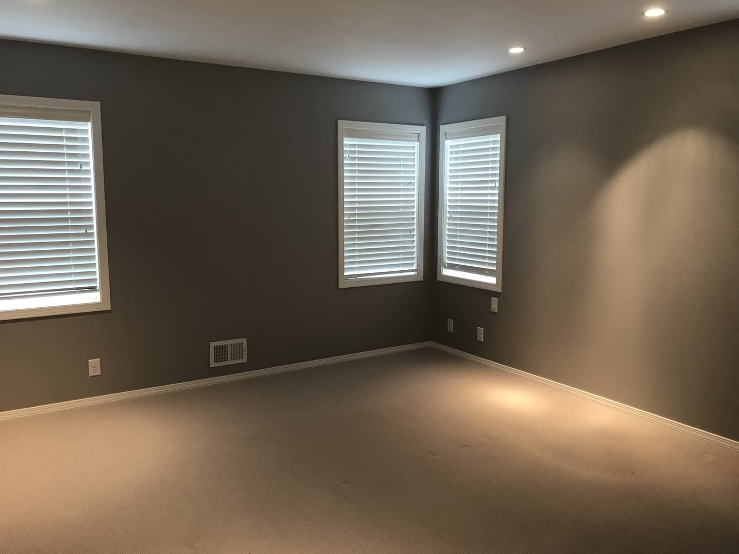 Portland House: 11950 NW Thompson Rd
