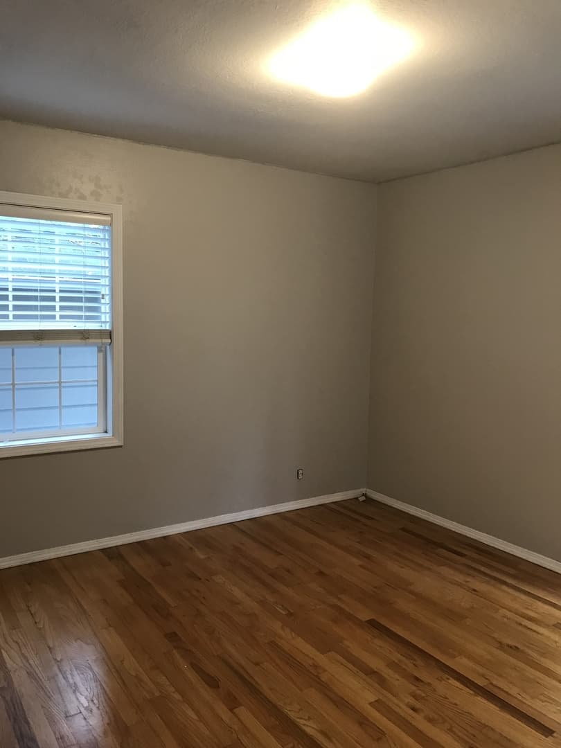 Portland House: 11950 NW Thompson Rd