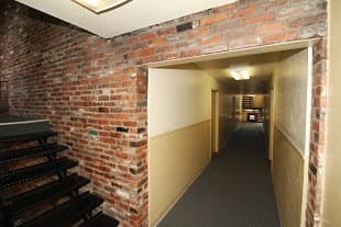 Oxford Apartment: 712 S Poplar Street