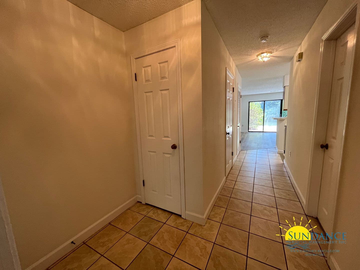 Niceville House: 307 Southlake Court