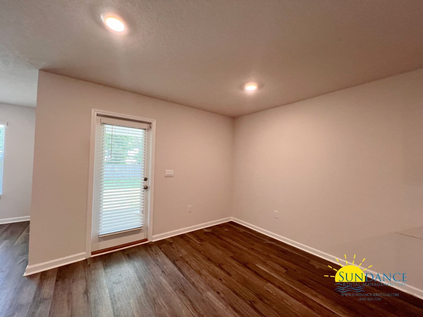 Crestview House: 5374 Wyndell Circle