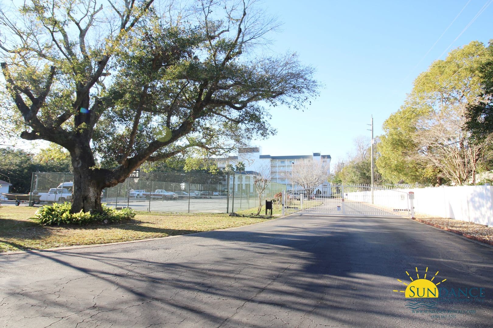 Destin Condo: 151 Calhoun Avenue