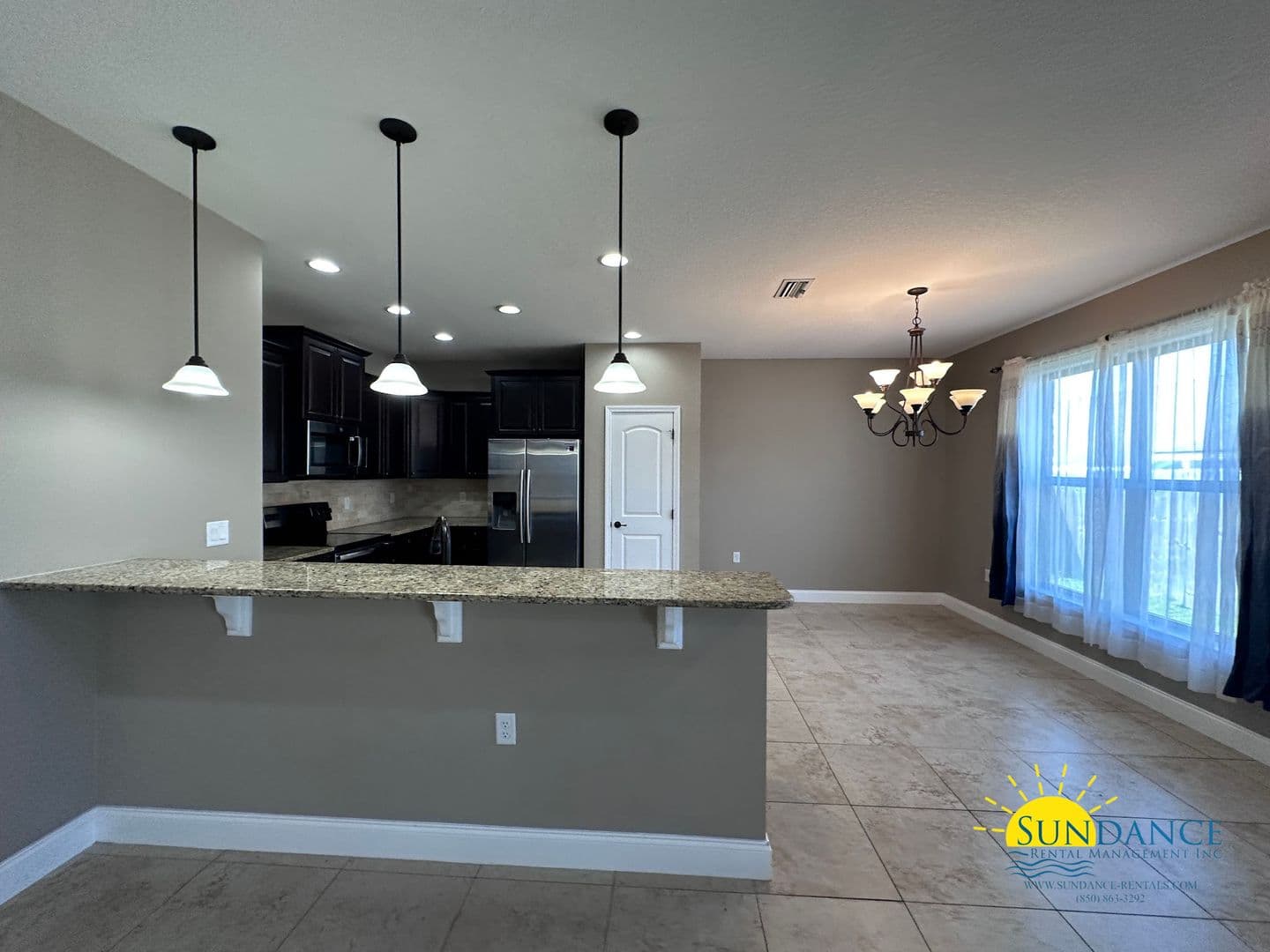Mary Esther House: 438 Bay Oaks Drive