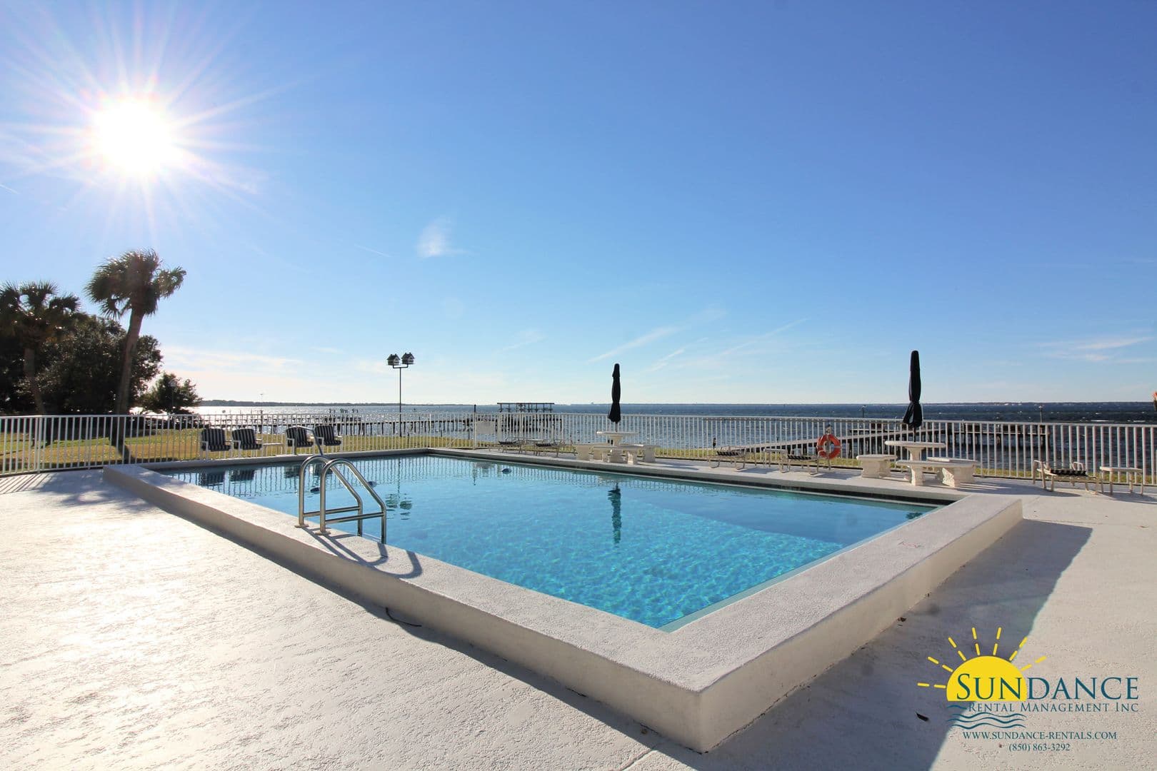 Destin Condo: 151 Calhoun Avenue