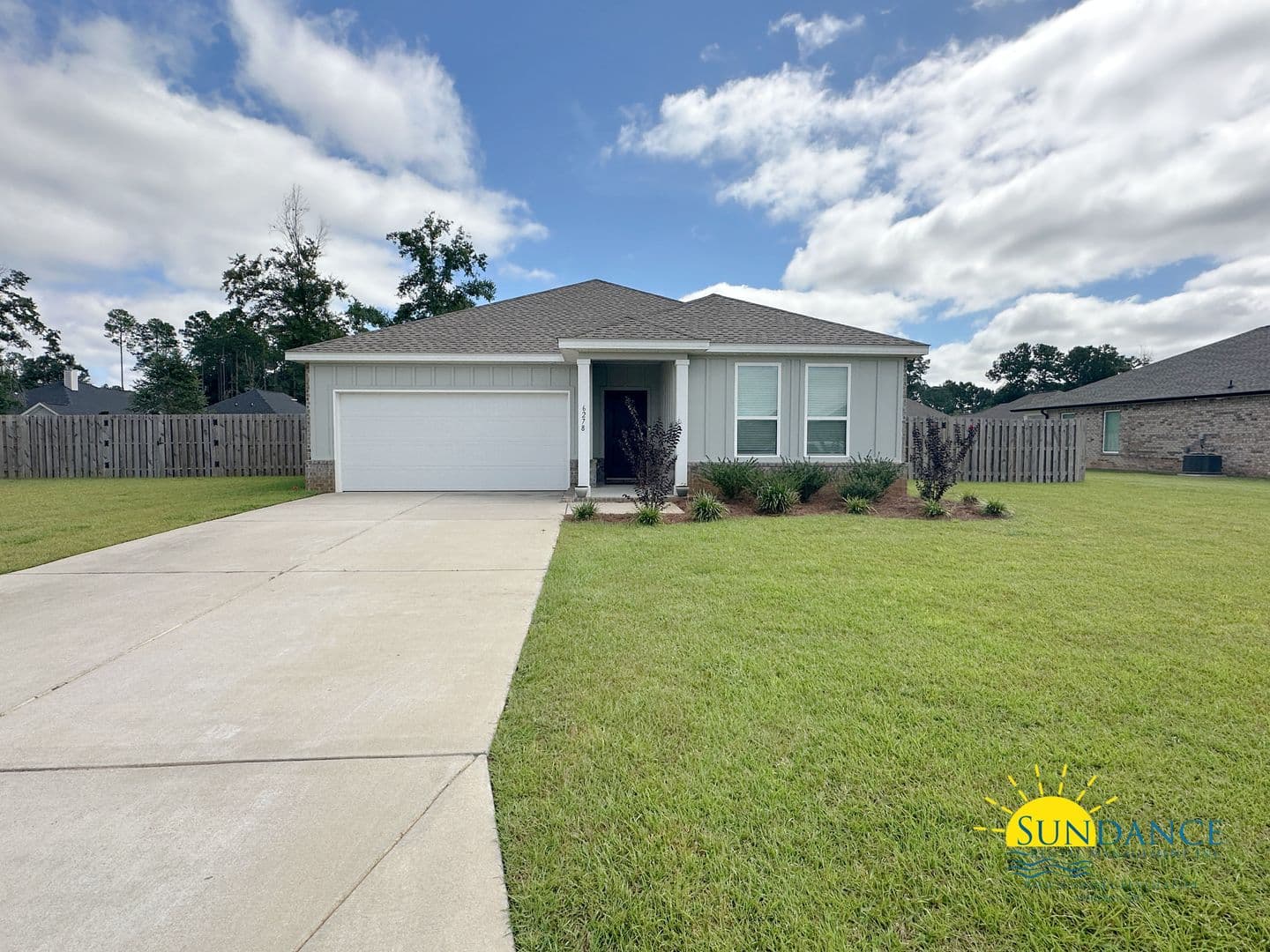 Pace House: 6278 Buckthorn Circle