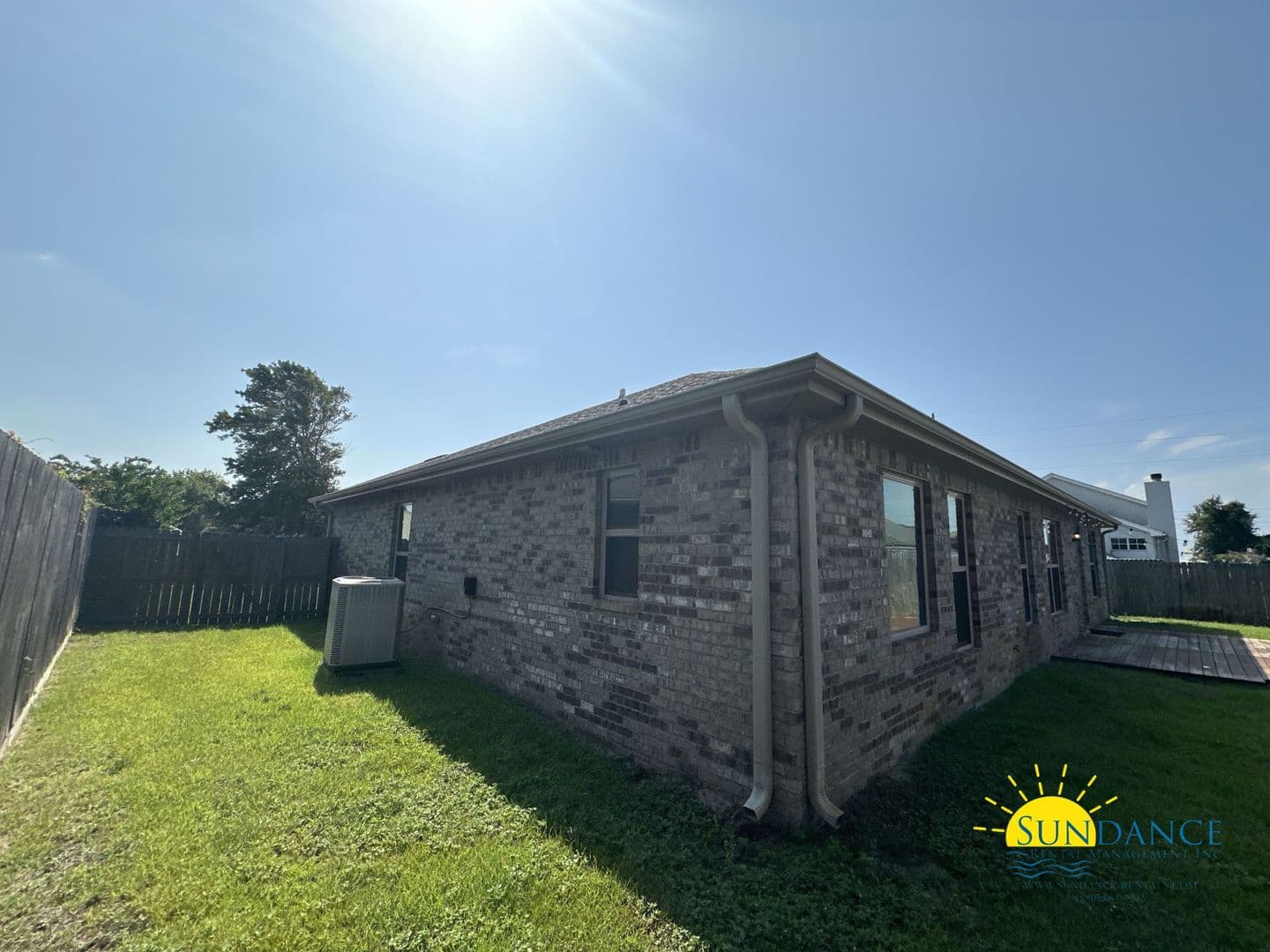 Mary Esther House: 438 Bay Oaks Drive
