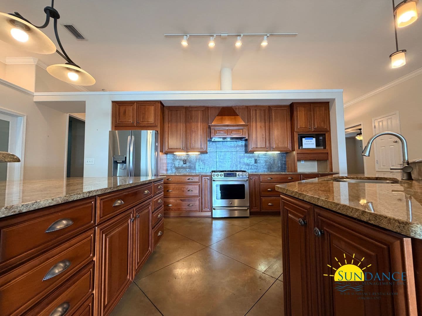 Fort Walton Beach House: 249 Beachview Drive