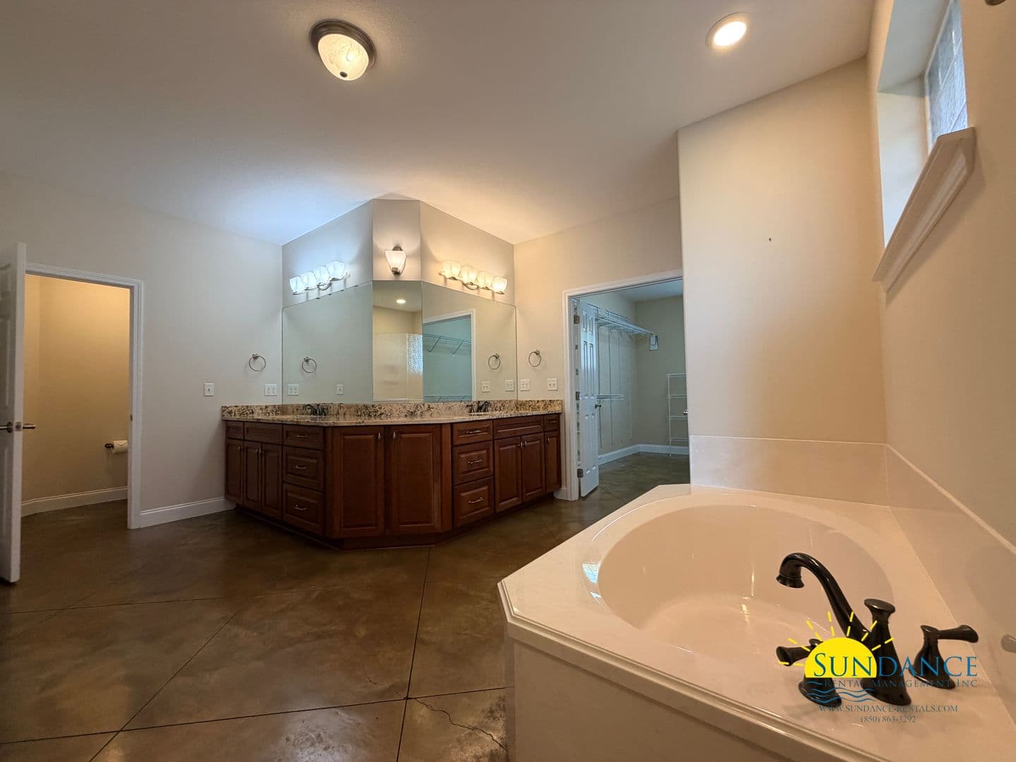 Fort Walton Beach House: 249 Beachview Drive