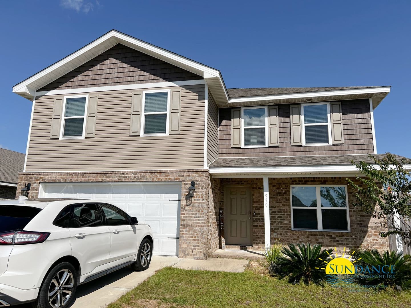 Crestview House: 930 Merganser Way