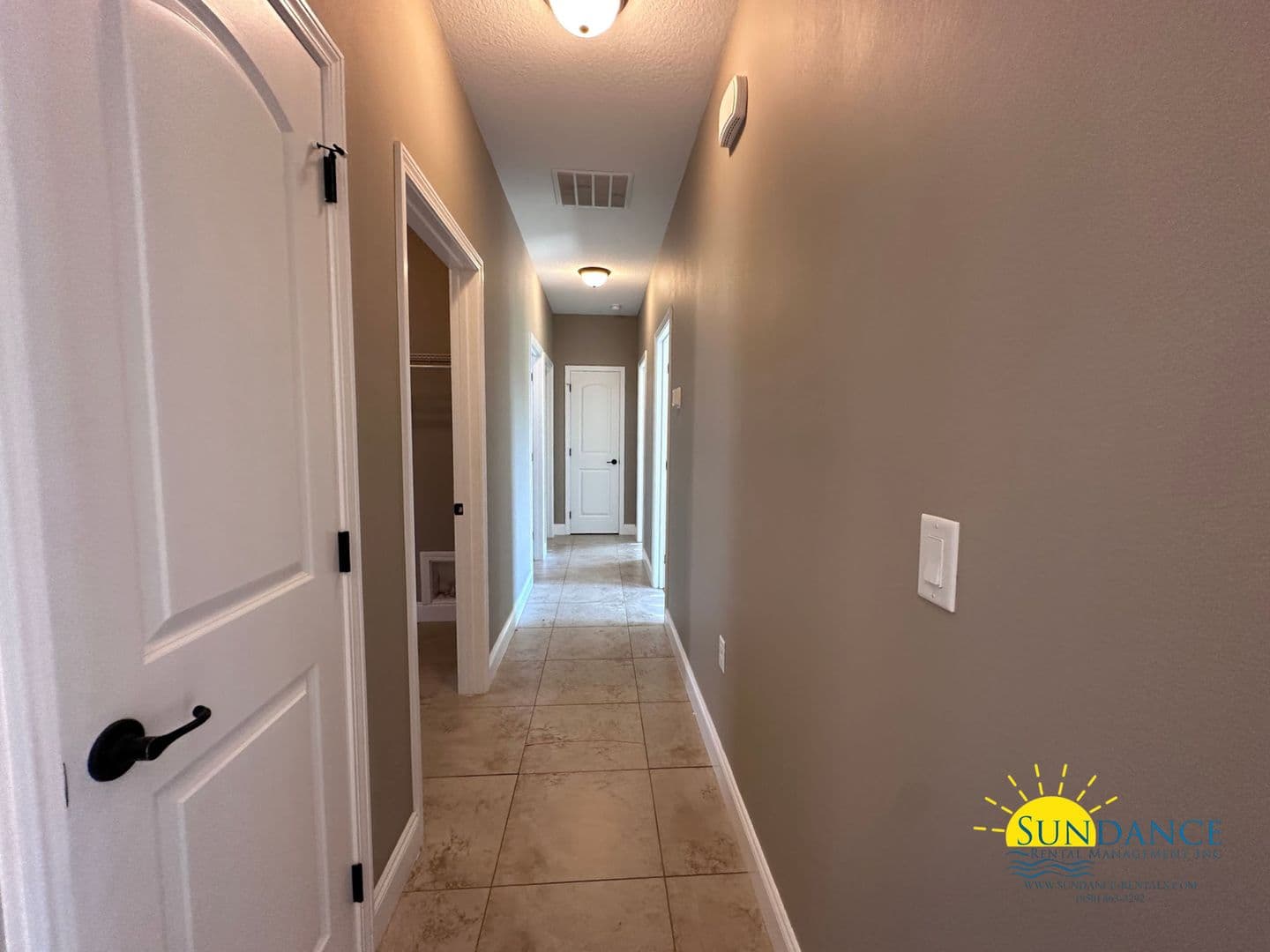 Mary Esther House: 438 Bay Oaks Drive